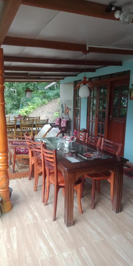 Damsen Homestay Ella Bagian luar foto